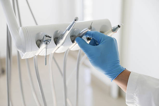 Professional Emergency Dentist technician working in Bothell, WA